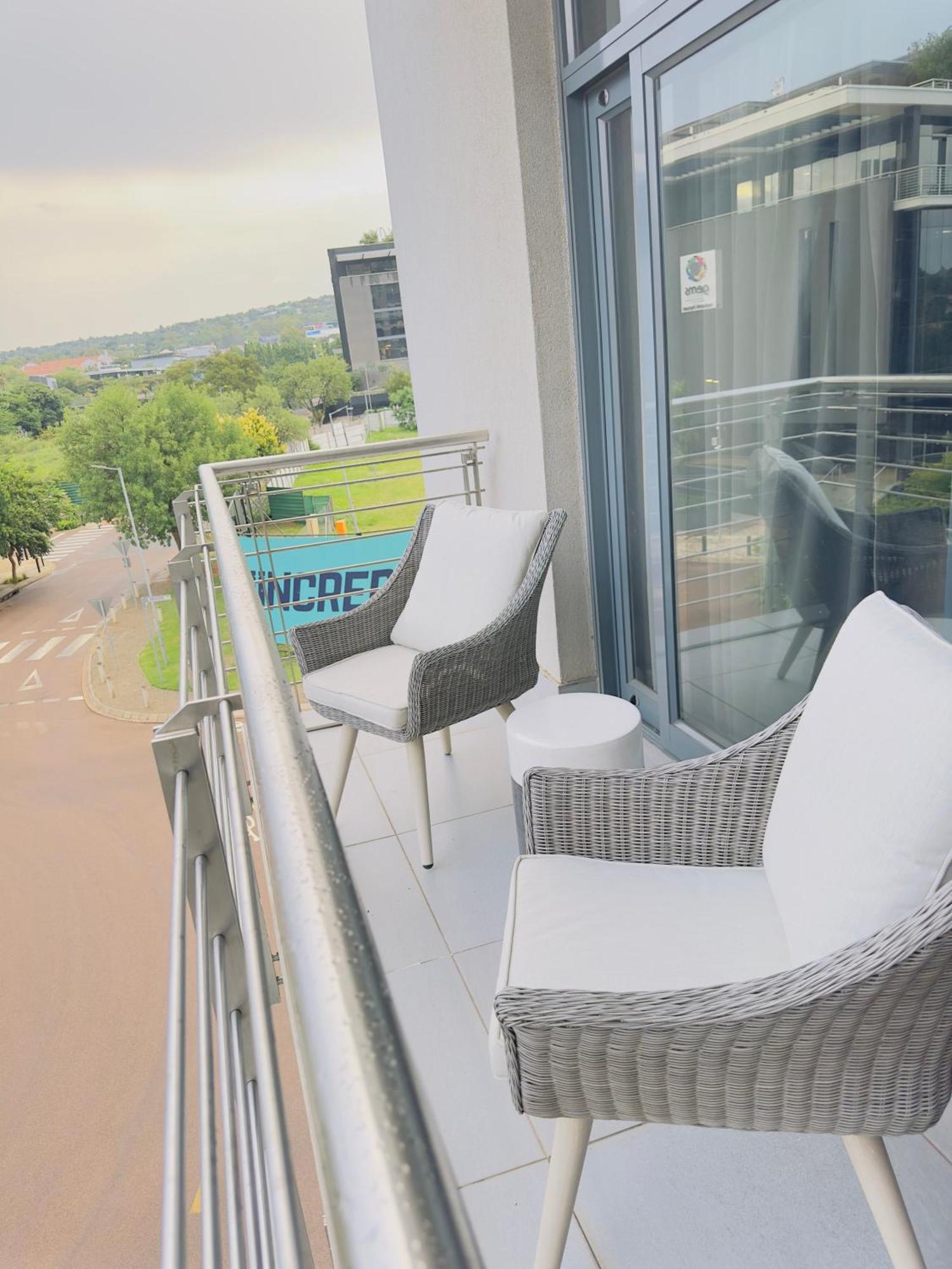 Hotel The Capital Trilogy Unit 205 Pretoria-Noord Exterior foto
